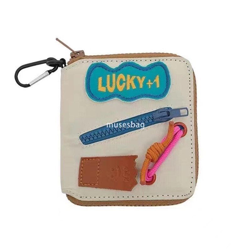 Fashionable women's high-end new Korean version short zipper multi card wallet love niche application practical multi-functional card bag hand-he