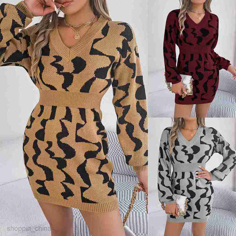 Women Casual Dresses fashion dress Autumn/Winter New V-neck Contrast Color Long sleeved Waist Wrap Hip Woolen Dress for Women