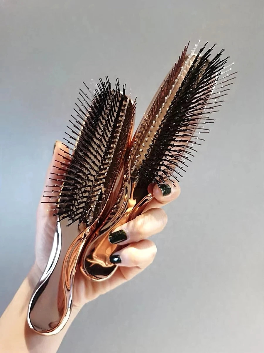 Japanese Premium Head Massager Scalp Brush Hair Massager Brush Wet Plastic Detangling Brush Hair Cleaning Comb Rose Gold 240627