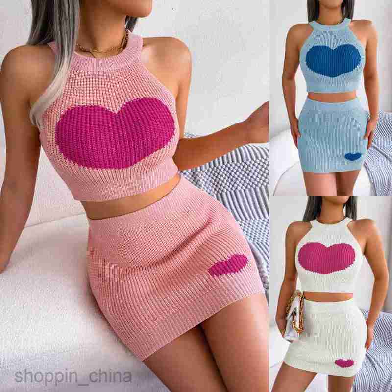 women Two Piece Dress Sets Spring and Summer Leisure Love Color Contrast Naked Top Wrapped Hip Skirt Set Women's Wear