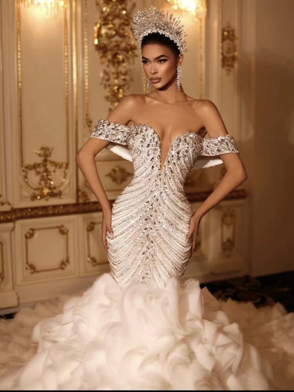 Gorgeous Mermaid Wedding Dresses Sweetheart Off Shoulder Bridal Gown Appliques Sequins Crystal Sweep Train Dress Custom Made vestidos de novia