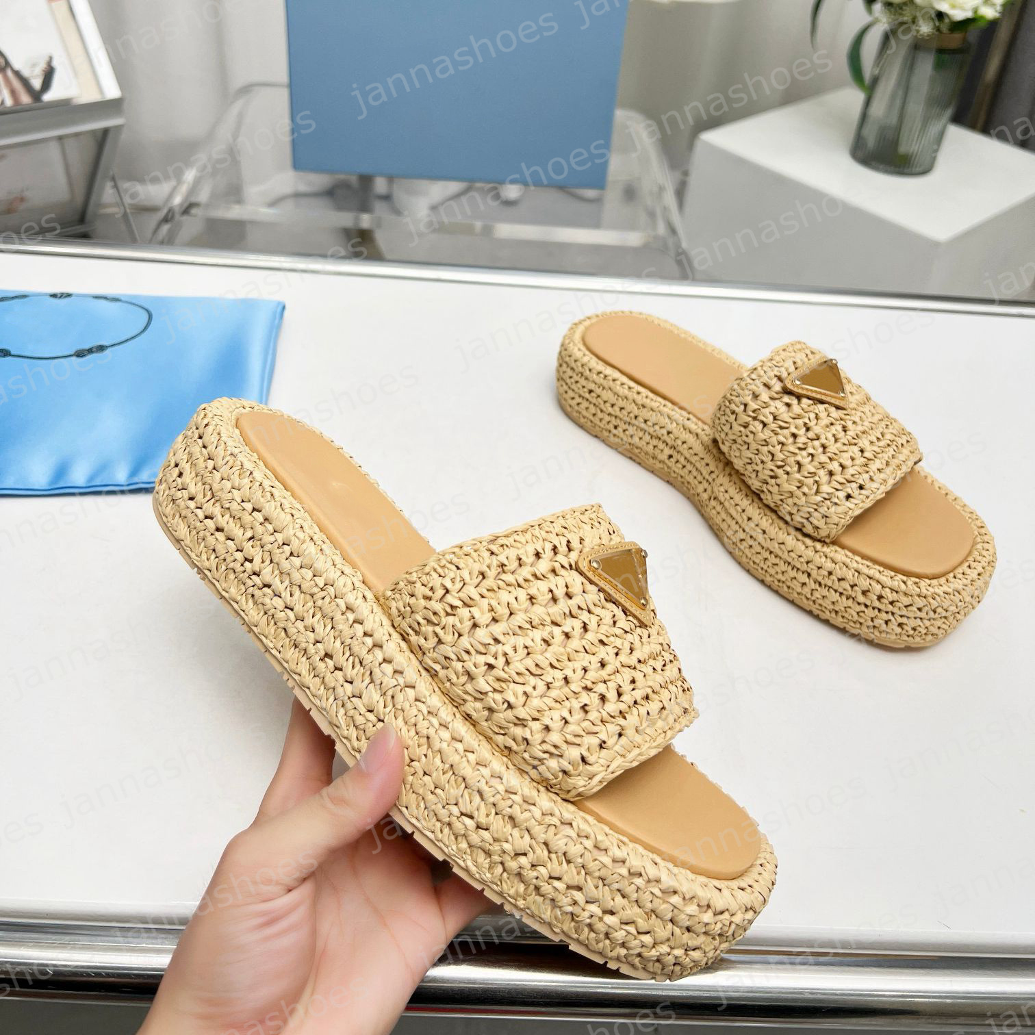 top quality Slippers luxury Designer Casual shoe sandals women men triangle Sliders fashion sandal Raffias Straw weave platform shoes Slide beach pool flat Slipper
