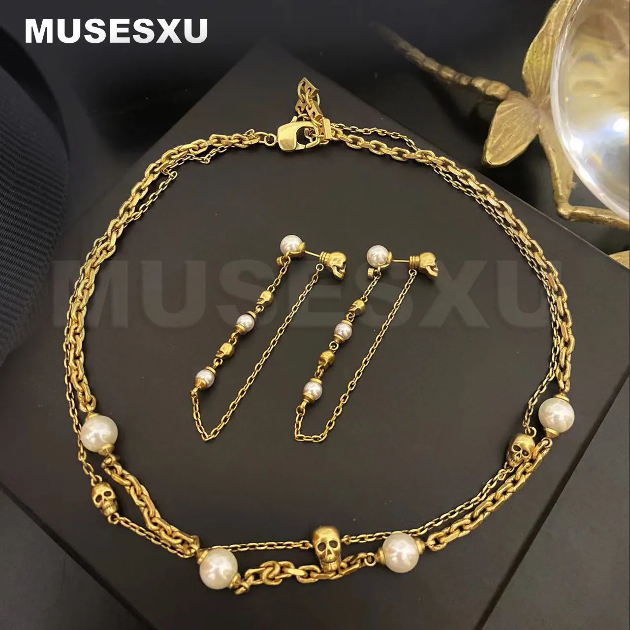 Jewelry Accessories Pearl Pendant Golden Skull Double-Layer Necklace Tassel Earrings Two Piece Jewelry Set For Womens Gifts 240627
