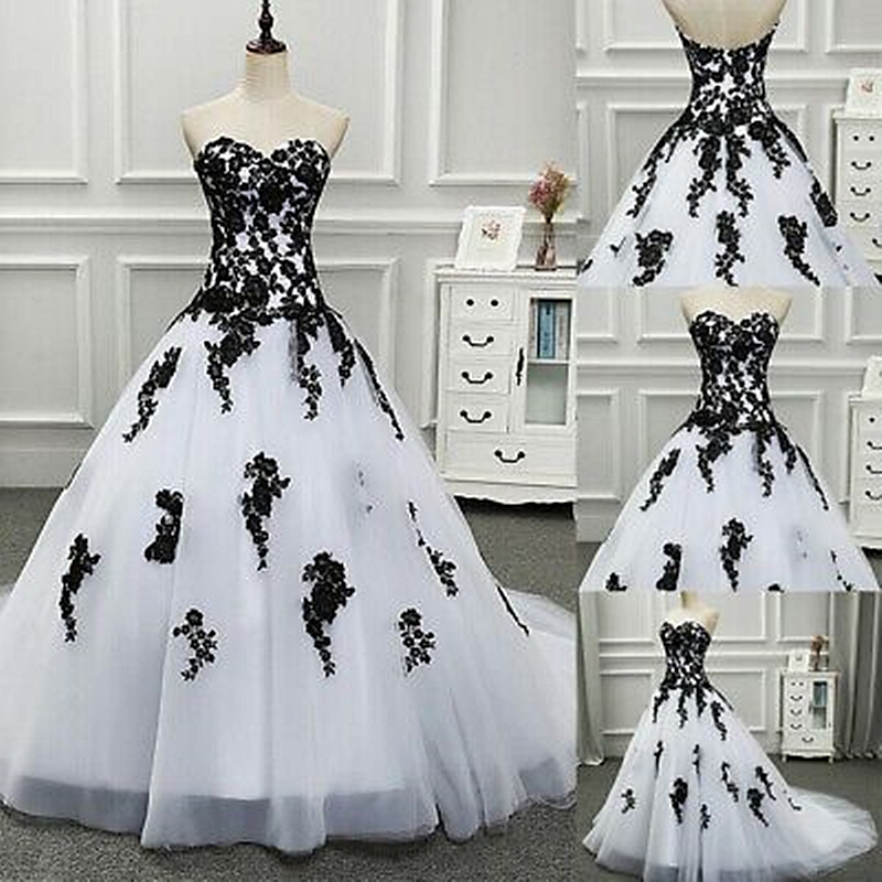 Black And White Gothic Wedding Dresses Lace Appliques Sweetheart Neck Sleeveless Elegant Bridal Gowns Court Train Plus Size Vestido De Novia