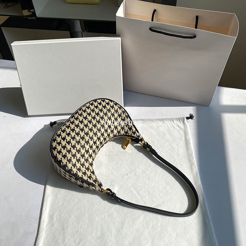 Korean version of trendy underarm bag for women in spring and summer new retro thousand bird grid method stick crescent bag single shoulder handbag
