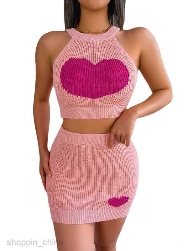 women Two Piece Dress Sets Spring and Summer Leisure Love Color Contrast Naked Top Wrapped Hip Skirt Set Women's Wear