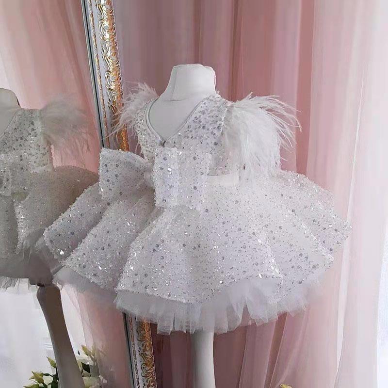 Cute White Sequins Lace Wer Girls Dresses Crew New Feather Knee Length Tutu A E Girls' Party Gowns With Bow Tie Mc2140 0218
