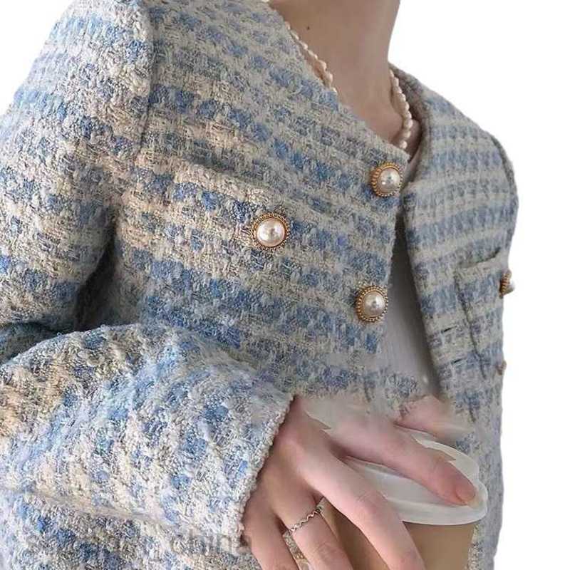 fashion Women Jackets Coats Spring and Autumn New Design Feeling Pearl Buckle Coat for Woman Minority Loose Short Style Temperament Top