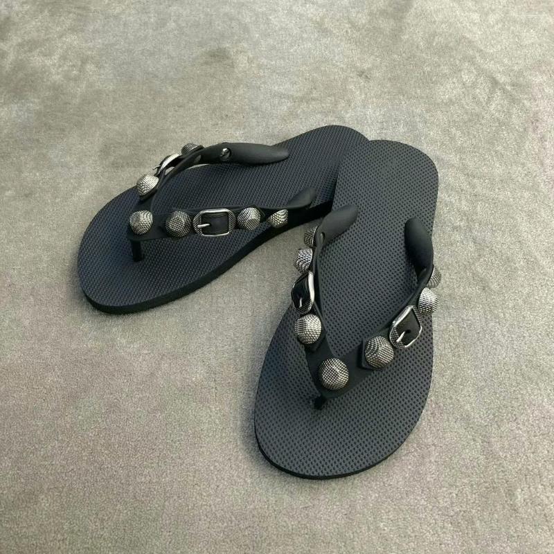 Sandals 2024 Summer Flat Ins Flip-ps Non-slip Breathable Beach Clip Feet Lovers A Generation Of Hair