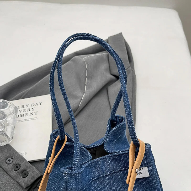 Deformable denim blue shoulder bag for womens 2024 luxury designer wallet and handbag large capacity underarm waist vagabond 240627