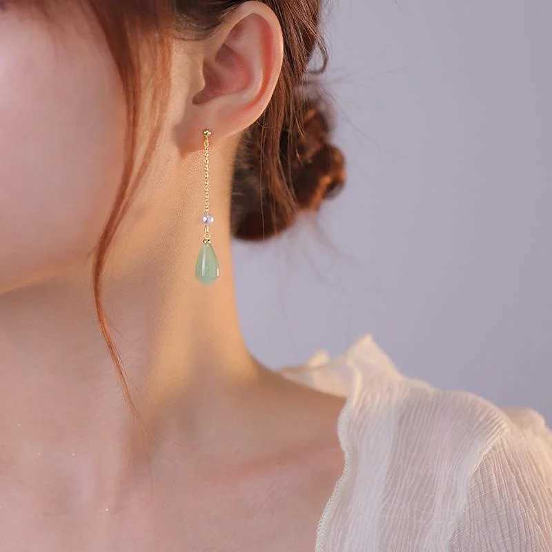 Dangle Chandelier Vintage Fashion Hetian Jade Water Drop Earrings for Women Tassel Pearl Earring Green Pink Gemstone Long Earring Party Jewelry