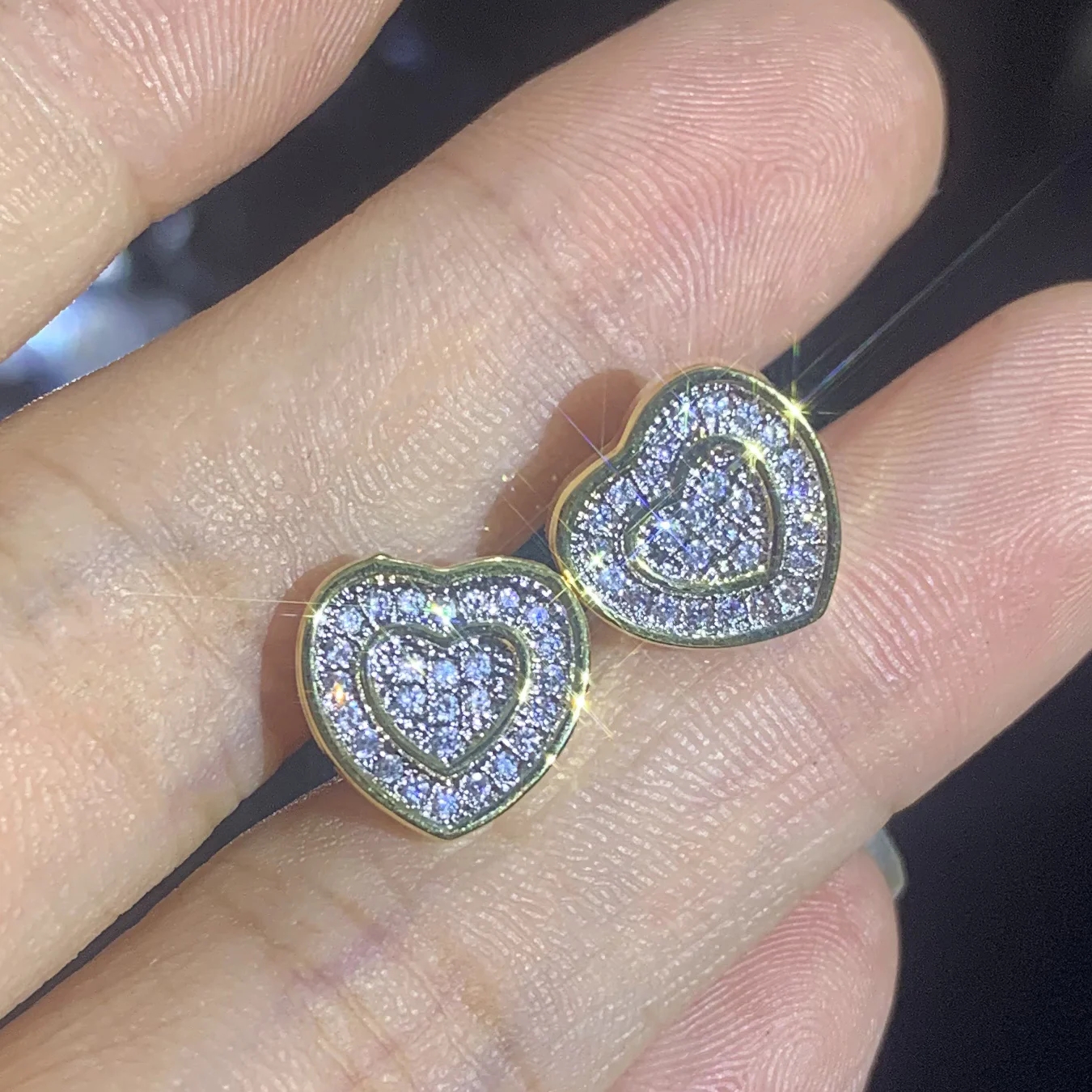 Stylish 10MM Heart Shape Hip Hop Stud Earrings with Cubic Zirconia Screw Back for Men and Women Bg Jewelry Love Gift 4