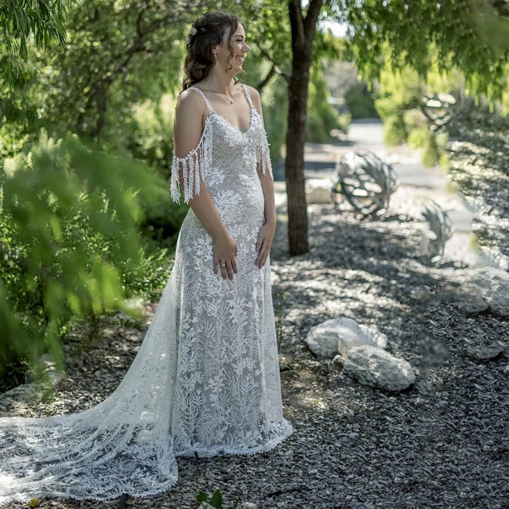 Spaghetti Lace Country Wedding Dresses Sleeveless Backless Long Beach Bridal Gowns Tassel Drop Sleeve Chic Boho Bride Wear