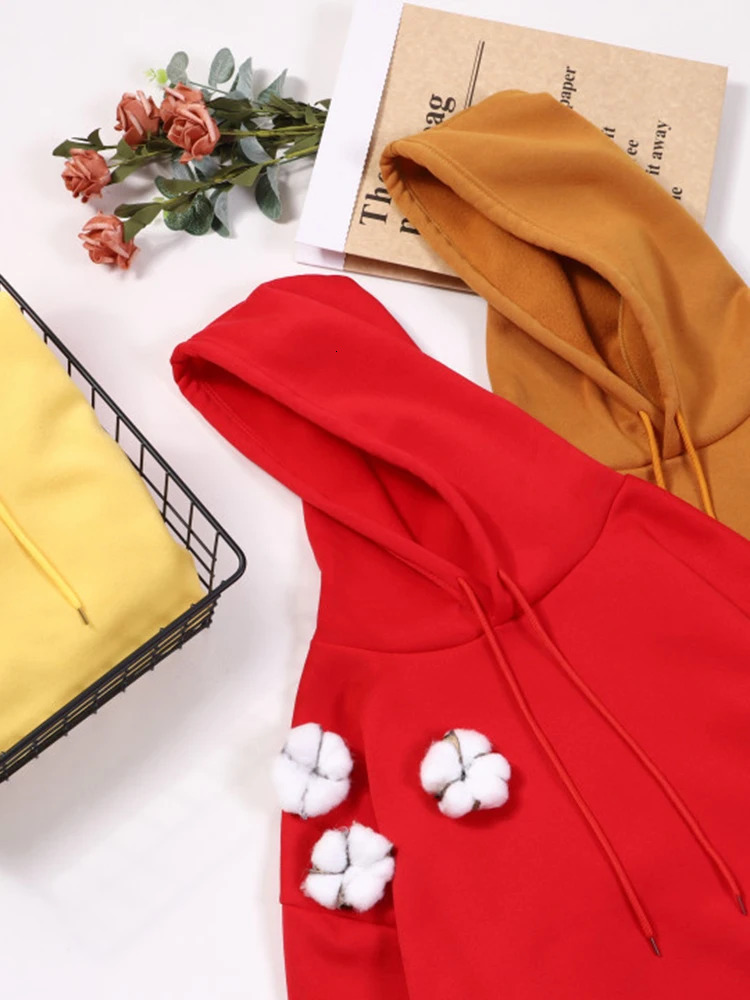 Paper Cut Koi Good Luck Printed Hoodies Women Casual Comics Clothing Harajuku Fleece Sweatshirt Pocket Autumn Multicolor Hoody 240627