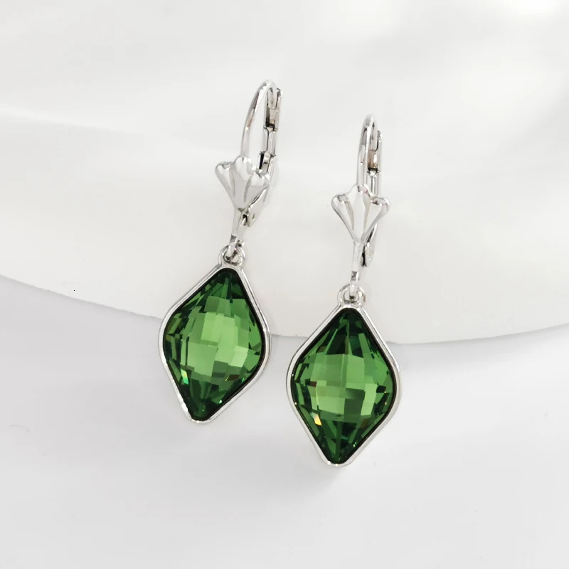 Fashion Jewelries Set for Girl Party Wedding Trending Women Geometric Austrian Crystal Dangle Earrings and Pendant Jewellry Set 240627