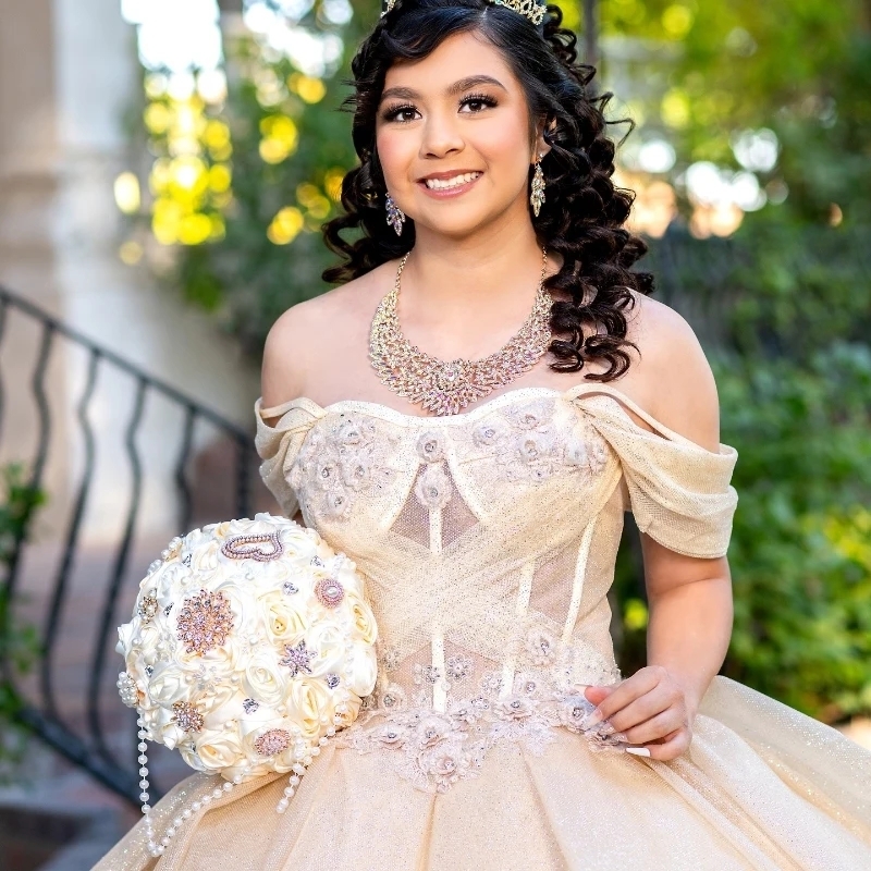 Ivory Shiny Quinceanera Dresses 2025 Sweetheart Applique Tull Birthday Ball Gown Sweet 16 Dress Vestidos De 15 Anos Quinceanera