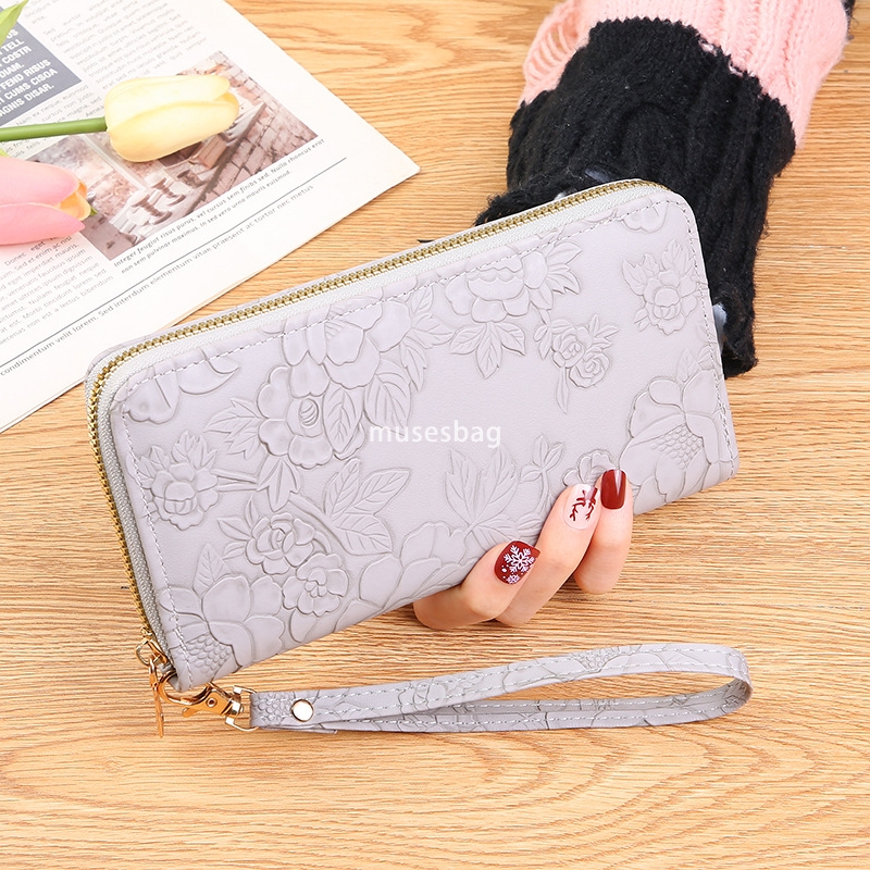 Fashionable women's high-quality new classic high-end long zippered handbag with enlarged phone case embossed design large money clip minimalist 
