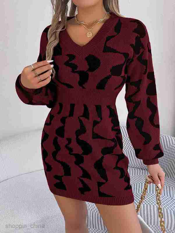 Women Casual Dresses fashion dress Autumn/Winter New V-neck Contrast Color Long sleeved Waist Wrap Hip Woolen Dress for Women
