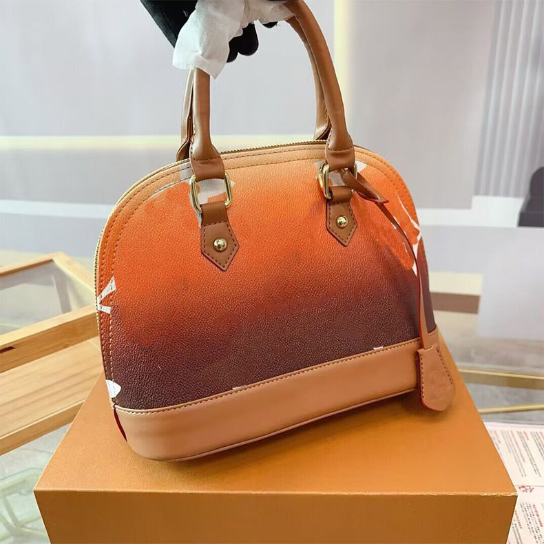 Designer Bag Handbag High Quality Leather Pochette Women Crossbody Retiro Shoulder Bag Classic Shell Bag Evening Lady Clutch Multcolor Wallet