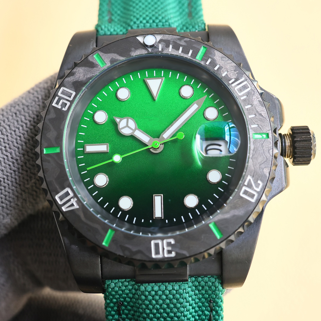 Designer Watch Manwatch Automatic 8215 Movement Watches 40mm Carbon Fiber Bezel Sapphire Glass Luminous 904L Stainless Steel Case Nylon Wristband Mont