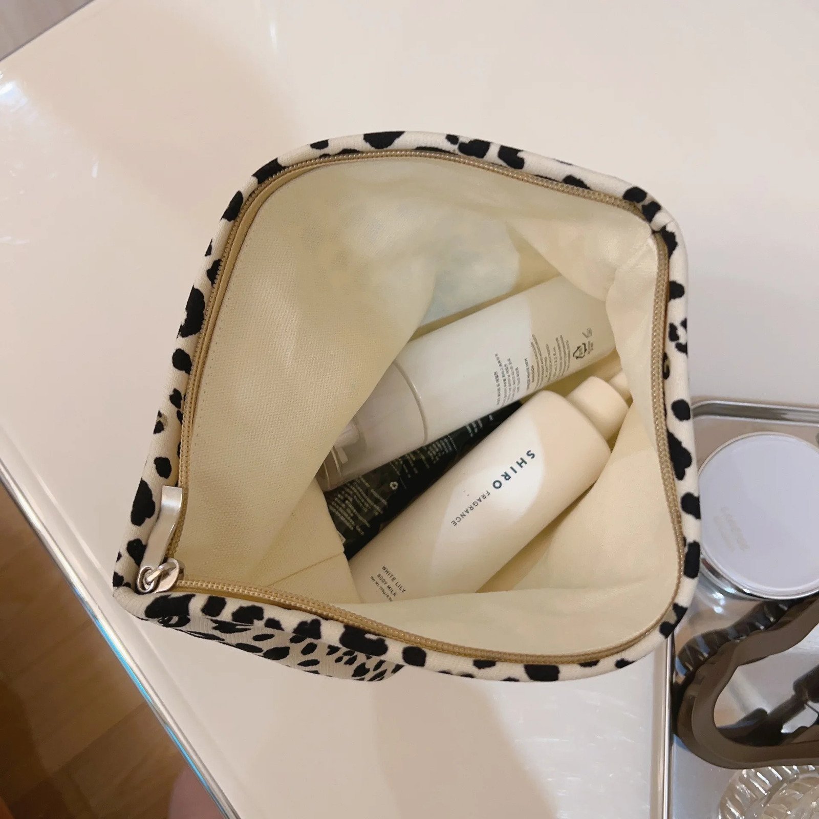 1 Piece Retro Leopard Print Clutch Bag for Women Chic Elegant European Style Cosmetic Bags Fashion Portable Lipstick Women Bag 240627