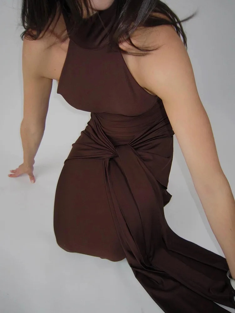 Mozision Irregular Backless Bodycon Sexy Maxi Dress For Women Spring Summer Turtleneck Sleeveless Club Party Long Dress 240627