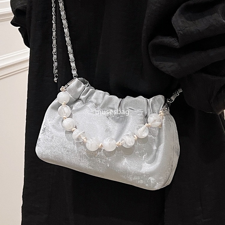 Chinese style pleated chain bag with niche design cloud shaped bag silver bag new single shoulder crossbody bag pearl dumpling bag