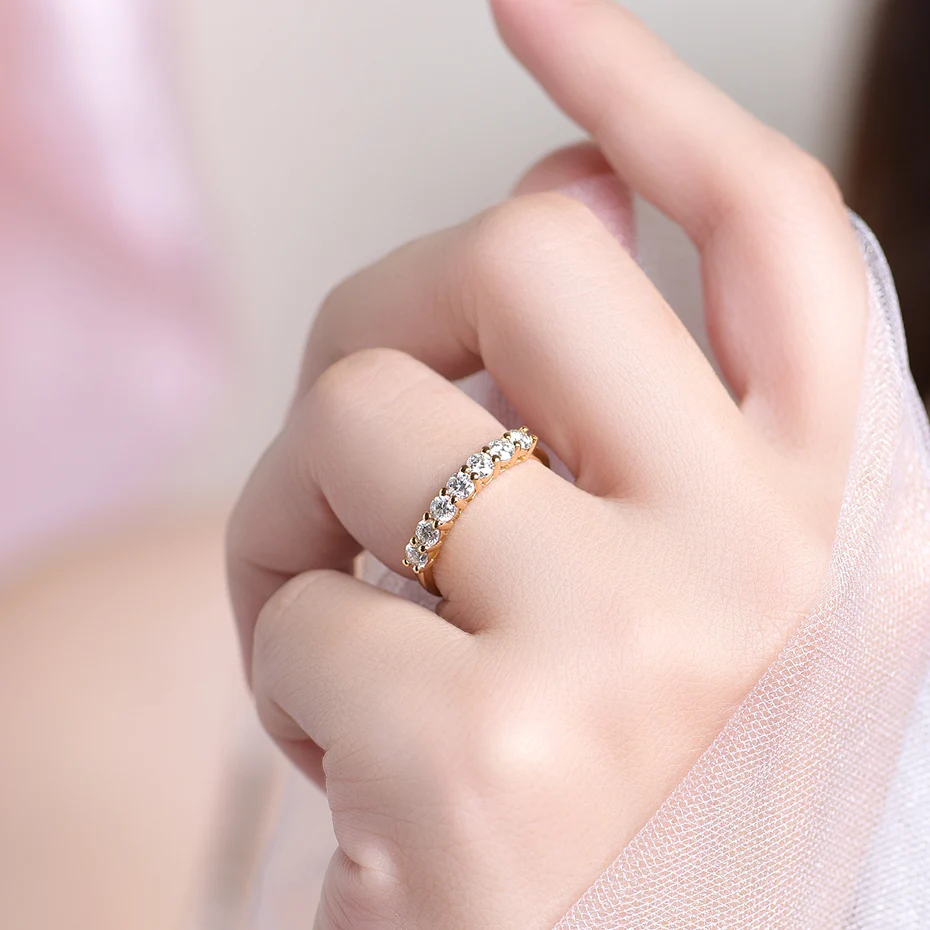 Kuololit 0.7CT D/VVS1 Moissanite Ring for Women Solid14K 10K Rose Gold Matching Half Eternity Wedding Band for Engagement