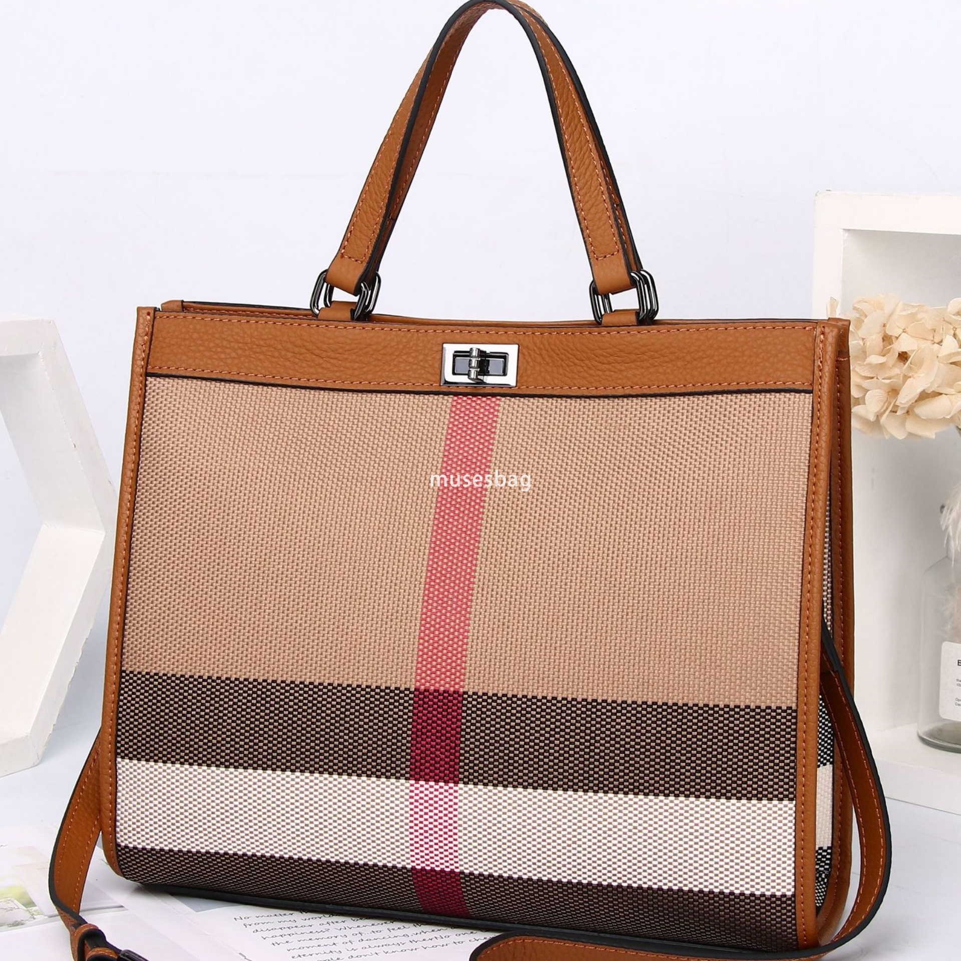 Street trend European and American retro fashion leisure large capacity genuine leather women's new high-end plaid cowhide tote bag 127f 4