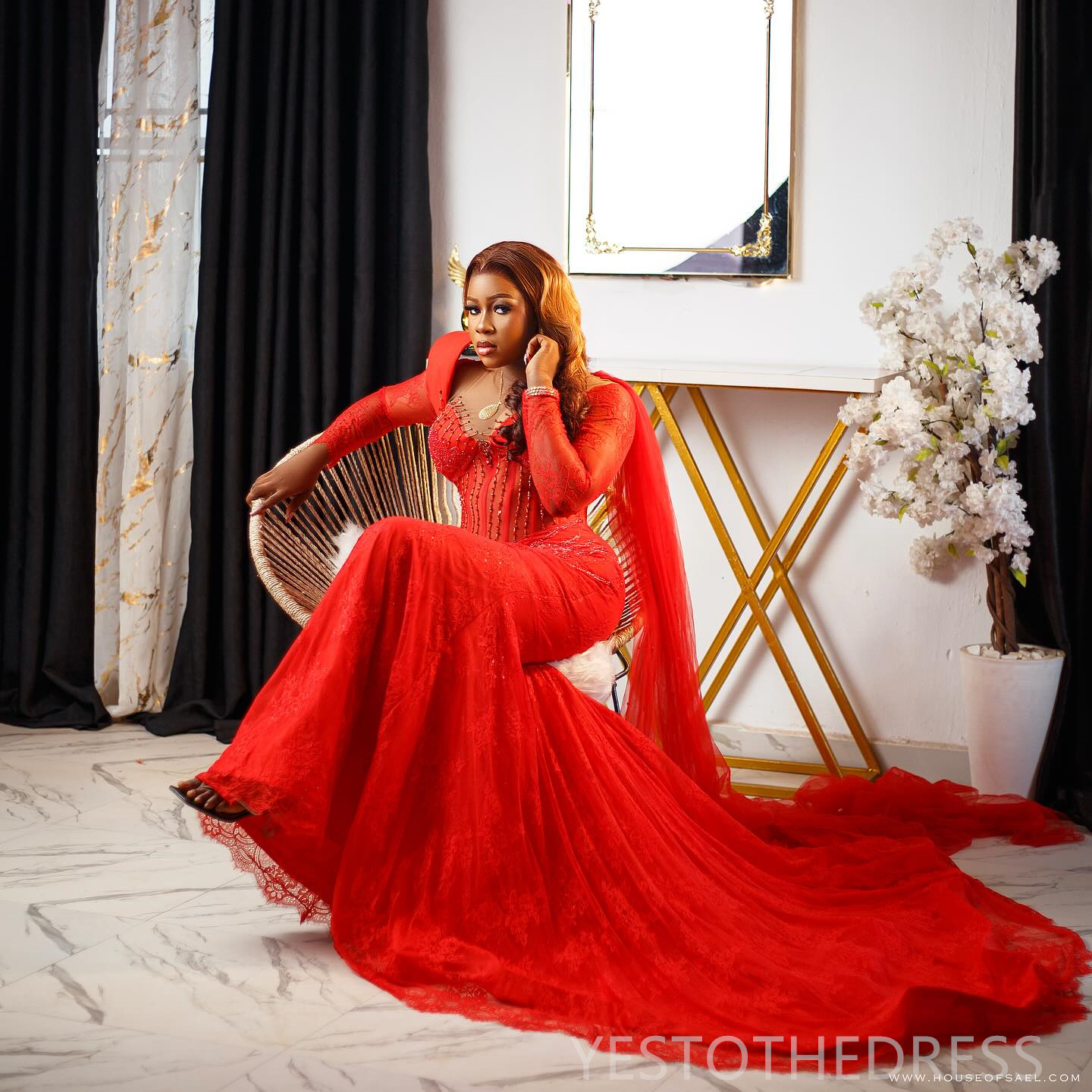 2024 Plus Size Red Prom Dresses for Special Occasions Mermaid Promdress Long Sleeves Sheer Neck Beaded Birthday Dress With Wrap Second Reception Gowns