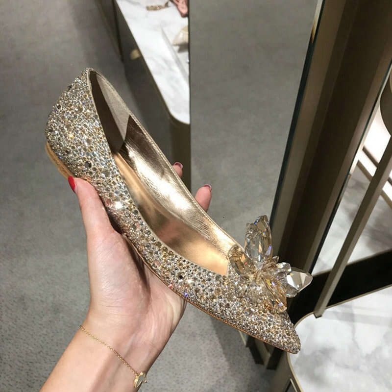 2023 New Princess Crystal Shallow Mouth Rhinestone Straps French High Heels Wedding Dress Bride Shoes Women Party Pumps Kq3
