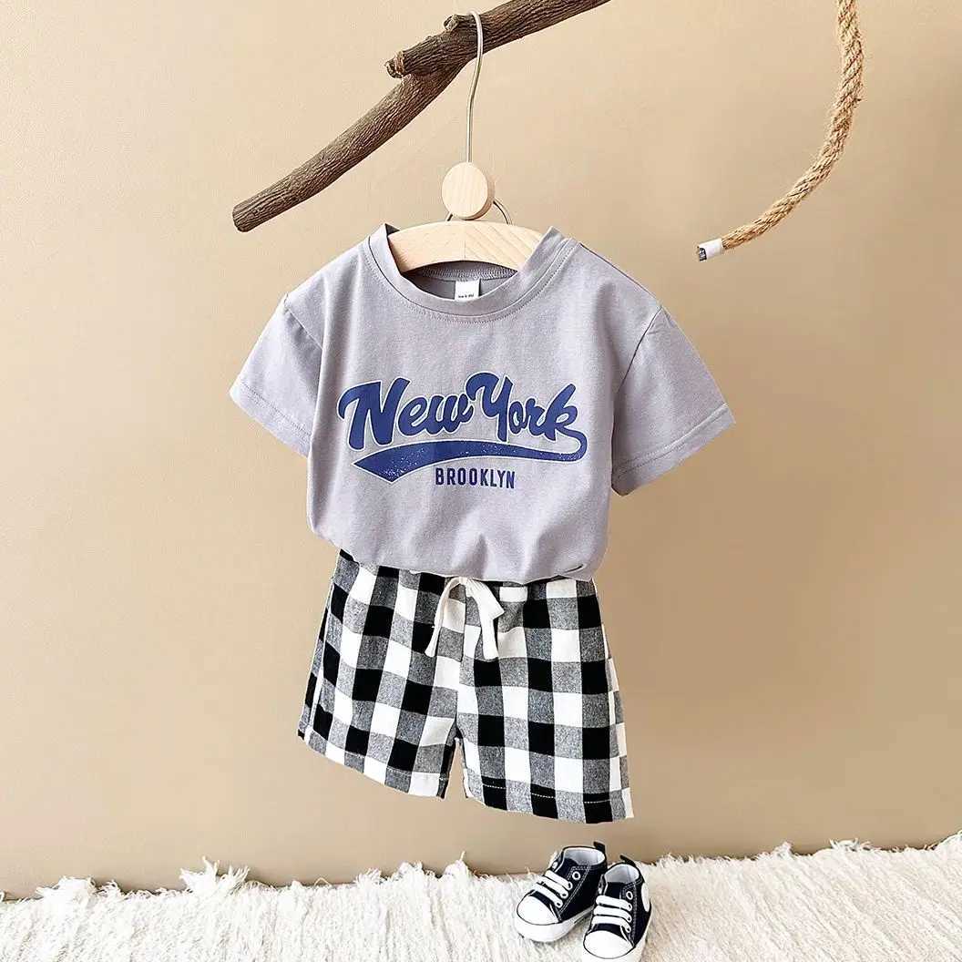 Pajamas 2024 New Baby Boys Clothing 2-piece Infant and Toddler Set New York T-shirt+Checkered Shorts Newborn Baby Girls Clothing 0-3Y WX5.31