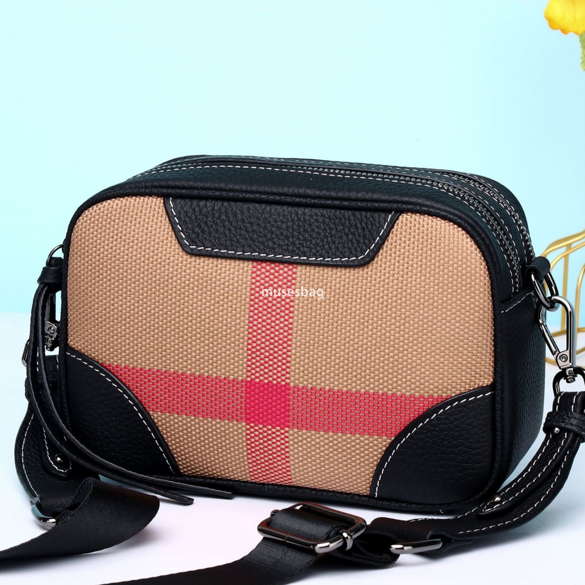 Urban minimalist niche design r genuine leather canvas new fashion trend wide shoulder strap crossbody small square mom wallet phone bag da47 4