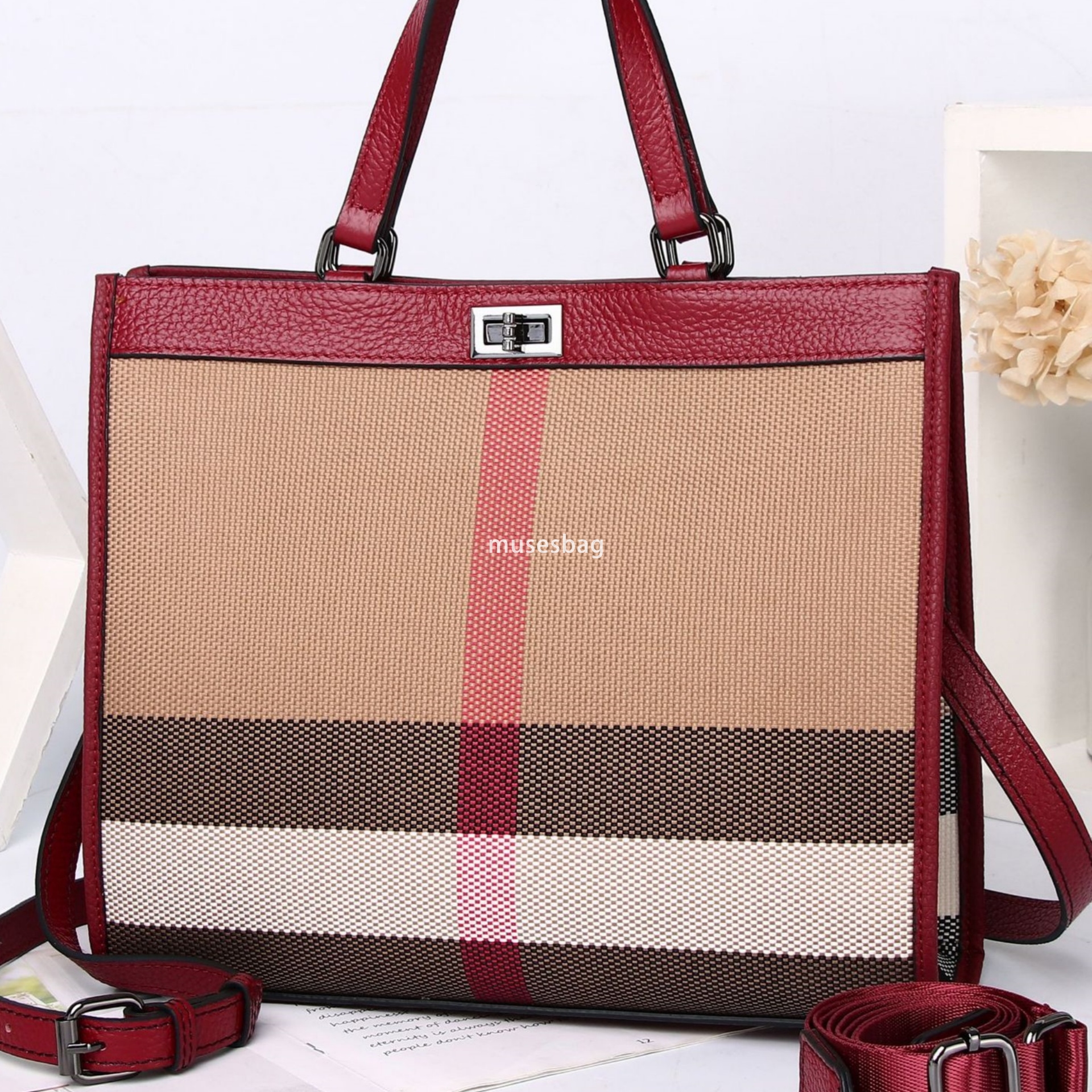 Street trend European and American retro fashion leisure large capacity genuine leather women's new high-end plaid cowhide tote bag 127f 4
