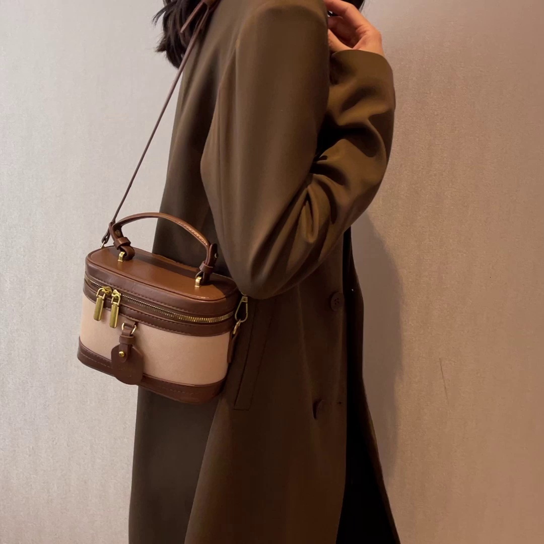 Stylish Patchwork Messenger Bag: Premium Canvas and PU Leather Shoulder Handbag for Women 4 Hbag