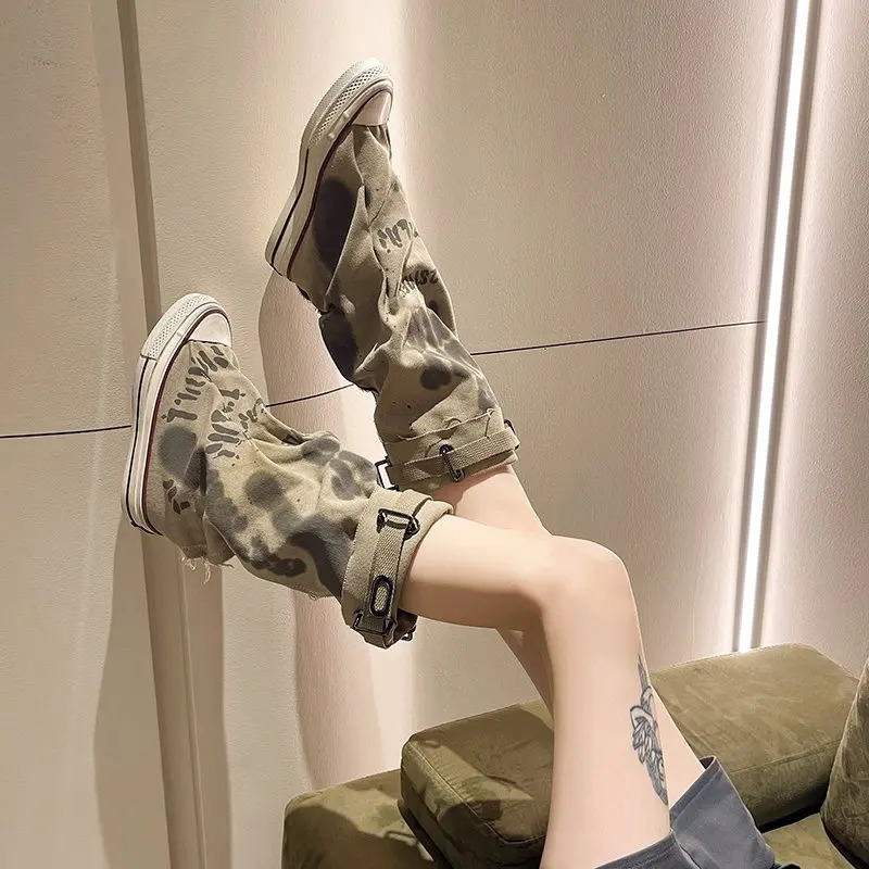 Graffiti High Top Canvas Shoes Womens Spring Boots Wide Barrel Mid Barrel Boots 2024 New Trouser Barrel Stacking Boots 240628