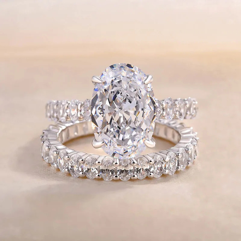 2024 Couple Wedding Bridal Ring Set Deluxe Jewelry 925 Sterling Silver Oval Cut Large White Topaz CZ Diamond Party Elegant Women Engagement Band Ring 