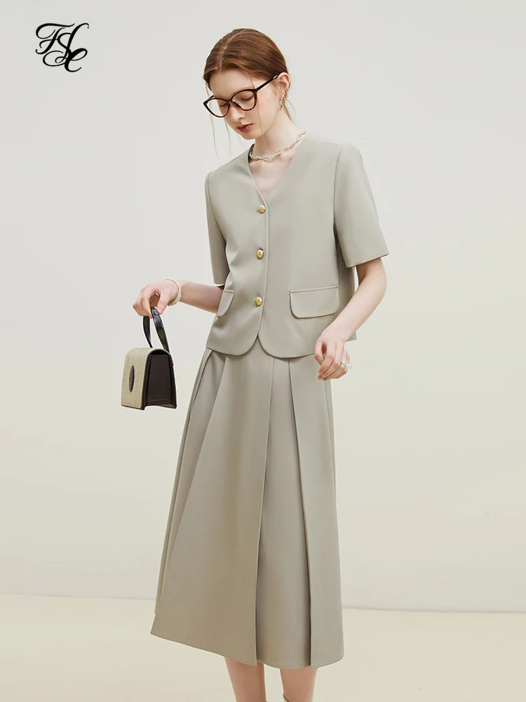 FSLE Retro Style Temperament Vneck Two Piece Suit for Female Summer Simple Short Shirts ALine Skirt Womens Sets 240627