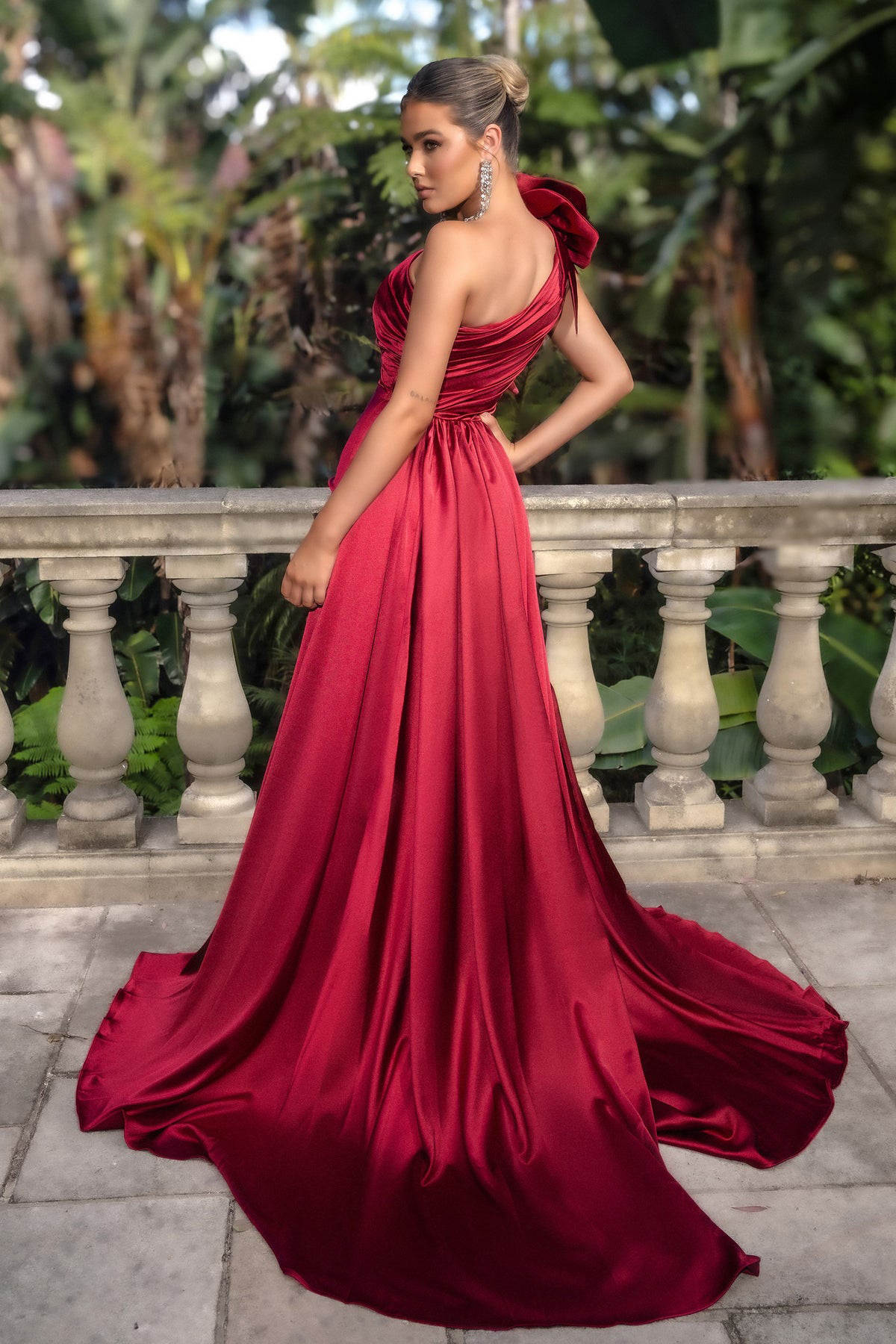 Burgundy Mermaid Evening Dresses Flowers One Shoulder Pleats Prom Gowns High Split Pageant Party Dress