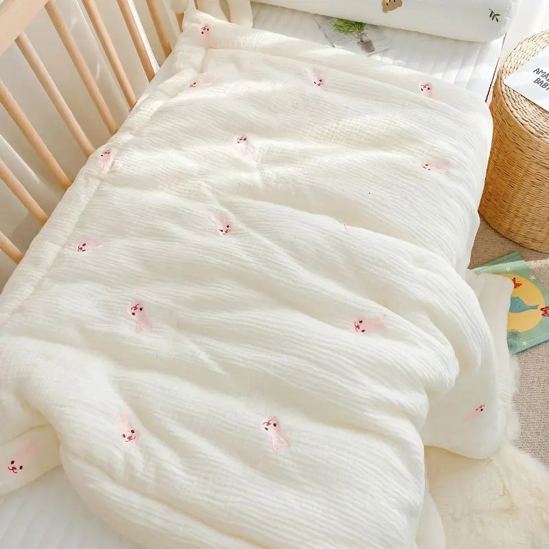 Muslin born Swaddle Wrap Korean Bear Bunny Warm Baby Quilt for Crib Pure Cotton Kids Bedding Accessories 1X1.2M 240627