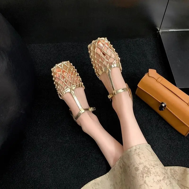 Summer High Quality Retro Style Gold Hollow Mesh Baotou Womens Sandals After Empty Low Heels Fashion Womens Shoes 240627