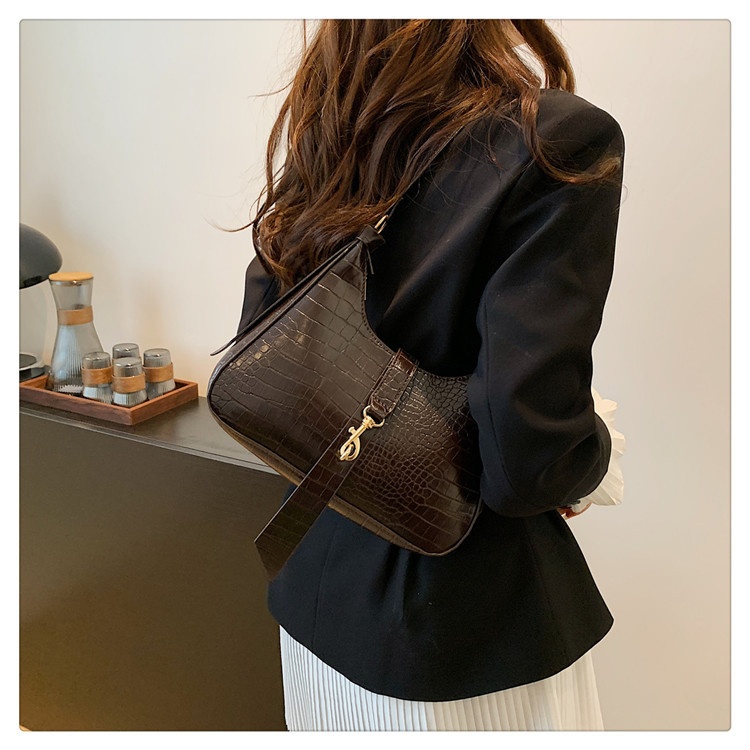 Designer Women Crossbody Shoulder Bag New Fashionable Versatile Casual Gentle Style Simple Exquisite Beige Commuting Free shipping