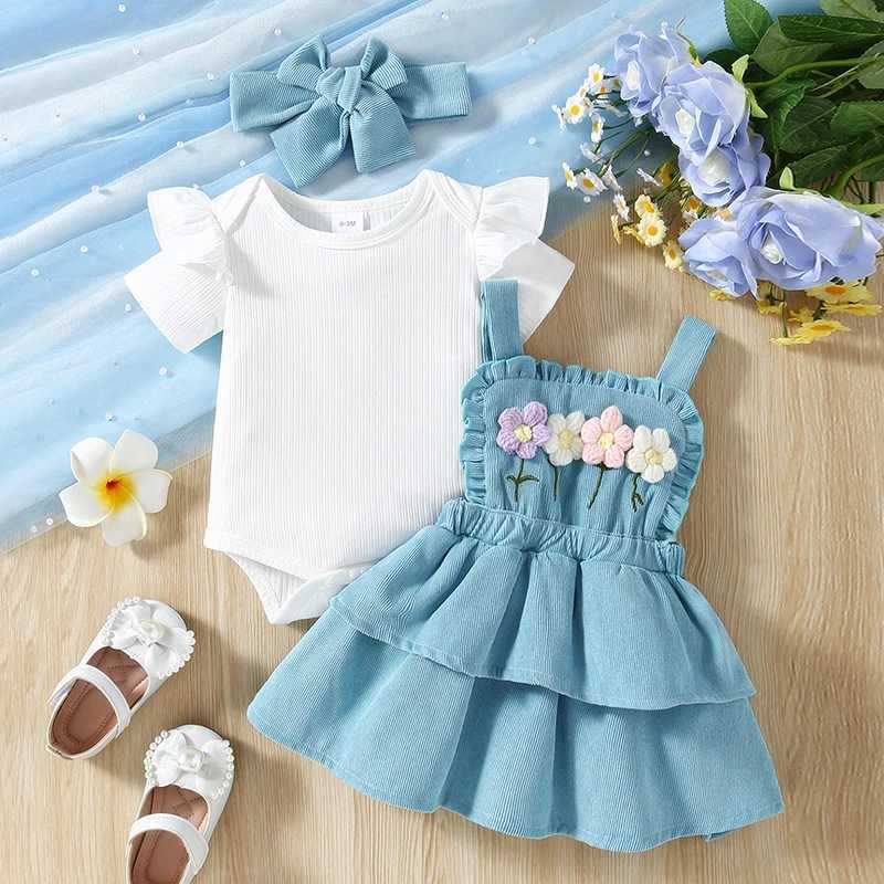 Pajamas Baby girl summer clothing short sleeved jumpers and crochet flower pendants ski headbands 3-piece clothing set WX5.31