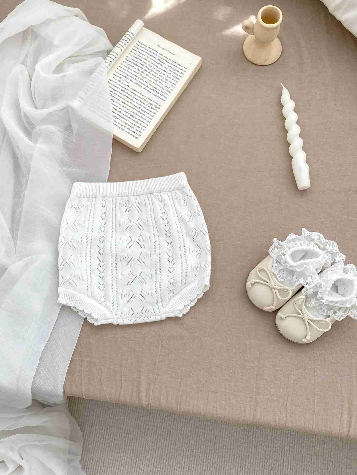 Pajamas Babies Sets New Baby Summer Baby Versatile Hollowing Out Knitting Short sleeved Shorts Two Pieces Girls Simple Fashion 2024 WX5.31