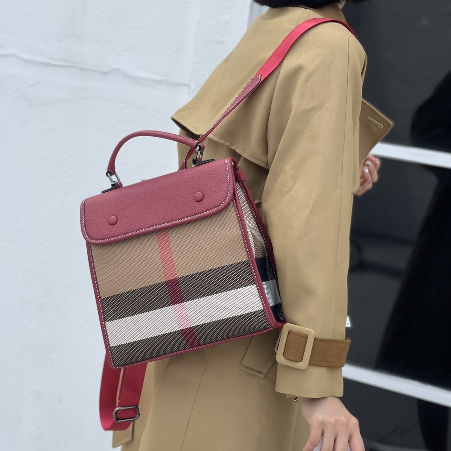 New atmospheric and fashionable top layer cowhide plaid color contrasting one shoulder portable versatile backpack for women 93cd 4