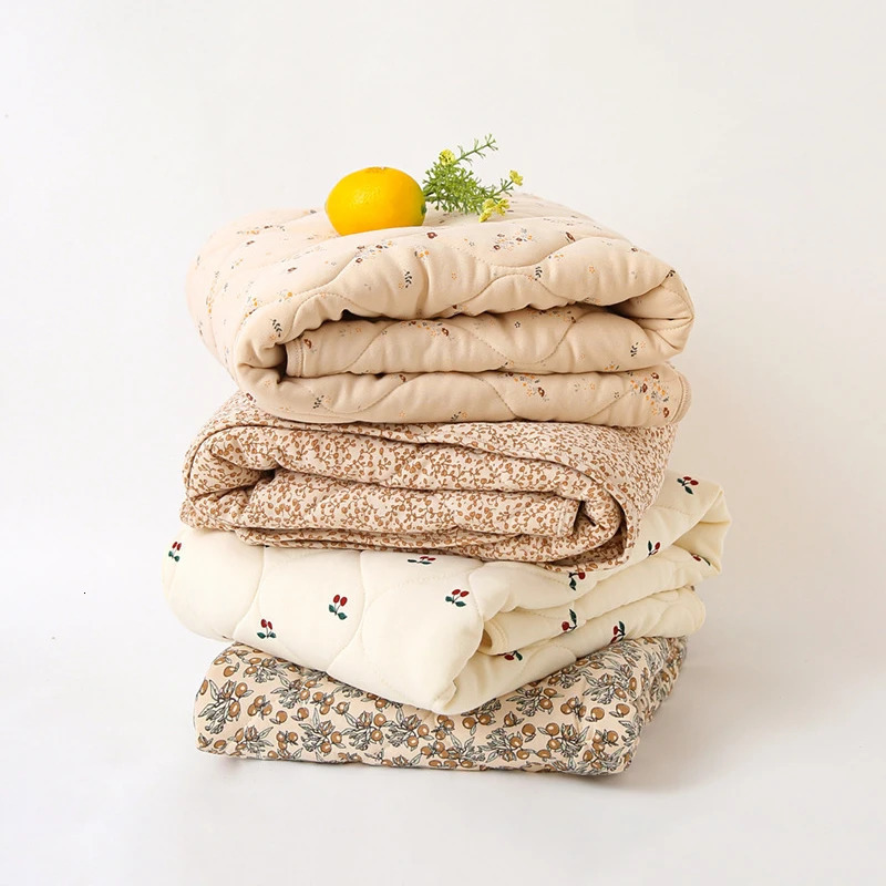 Autumn Winter Warm Print born Blanket Cotton Warm Baby Quilt 85*100cm 240627