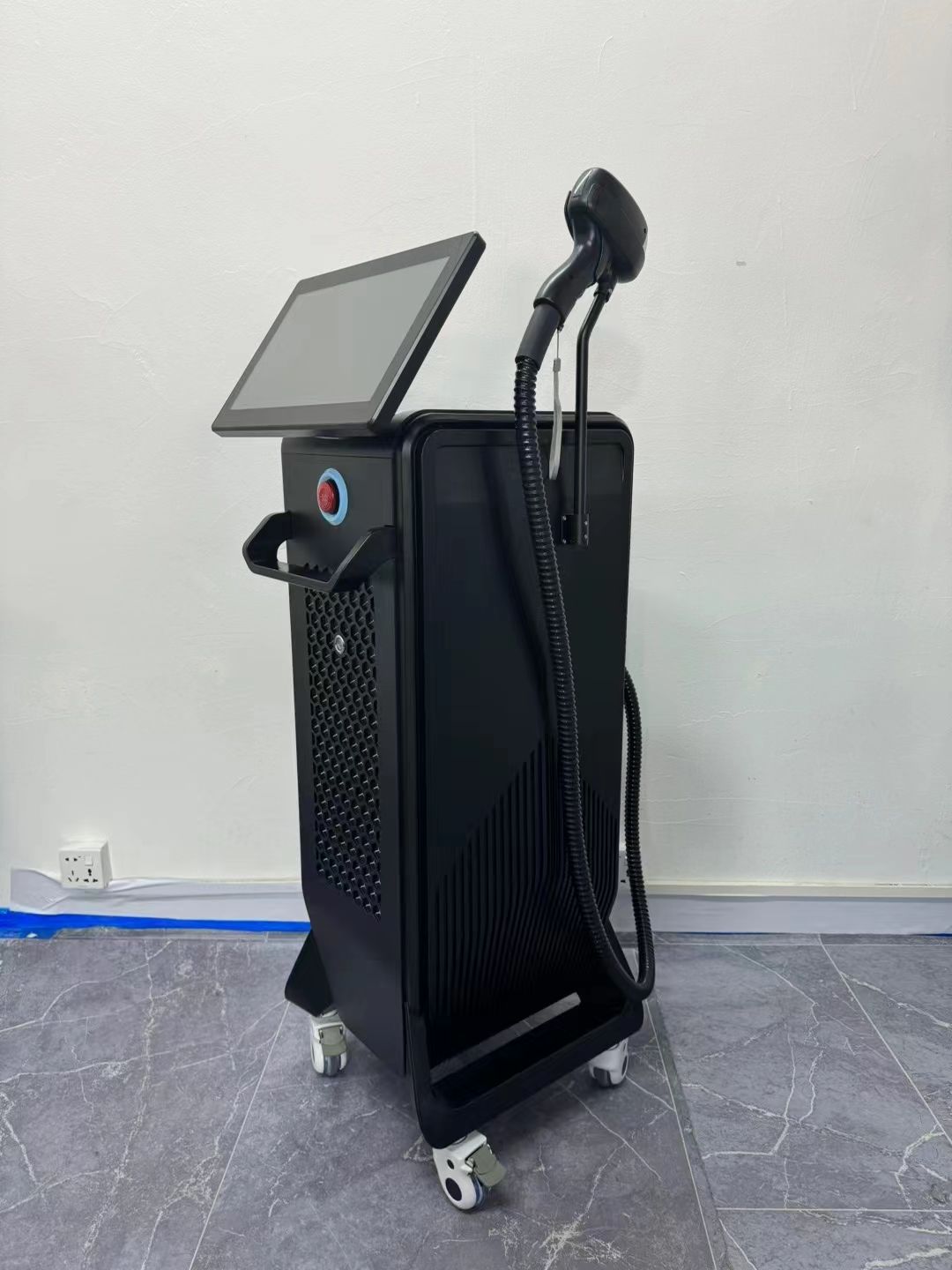 3 Wavelength Non-invasive Diode Laser Hair Removal Painless Freezing Point Depilation Hair Root Damage 755nm 808nm 1064nm Skin Smoothing Machine