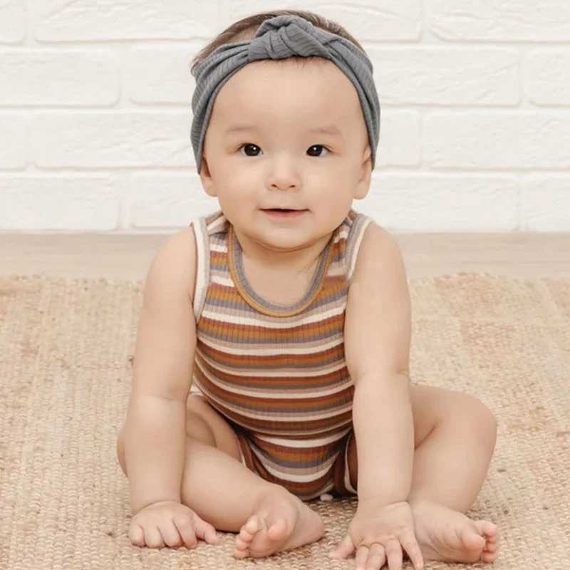 Pajamas Baby two-piece set for boys and girls summer tank top Bloomers set for children casual basic style set striped baby cute clothing set WX5.31
