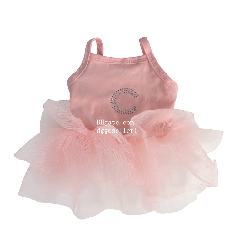 Classic Letters Dog Apparel Designer Dog Dresses for Small Dog Girls Dog Birthday Dress Cute Pet Princess Puppy Clothes Female Dog Skit for Chihuahua Yorkie Pink Y128