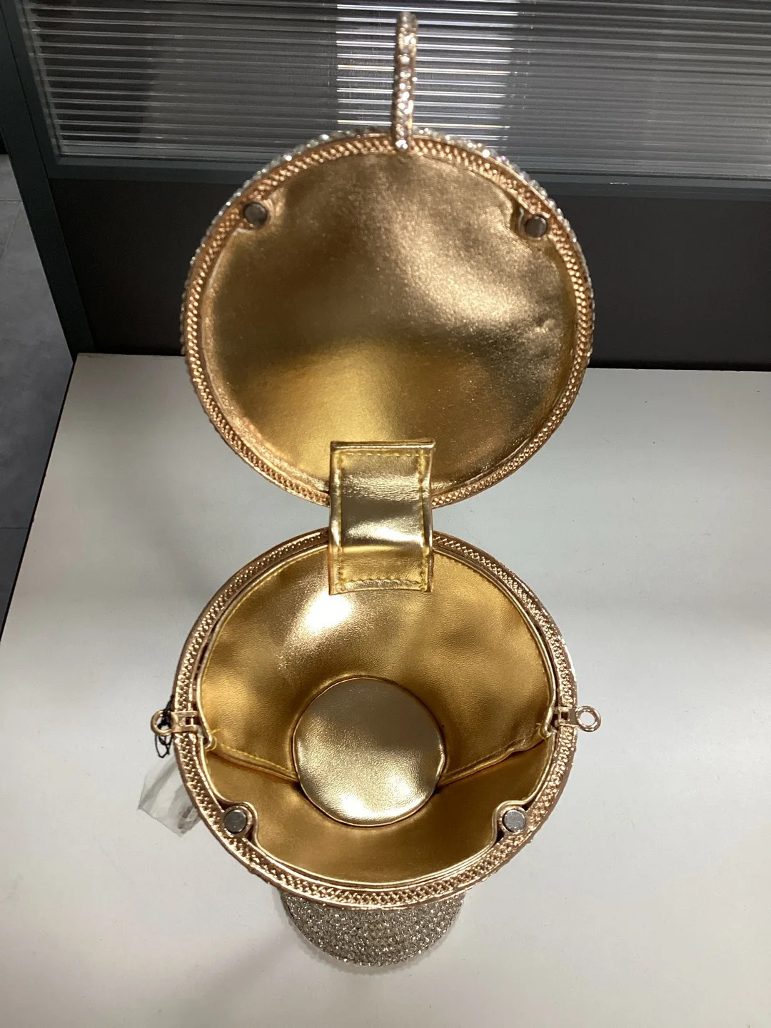 Lady Goblet Shaped Crystal Evening Bag 2024 Shinny Dias Minaudiere Metal Purses And Handbags Wedding Party Clutches 240615 1ead 4